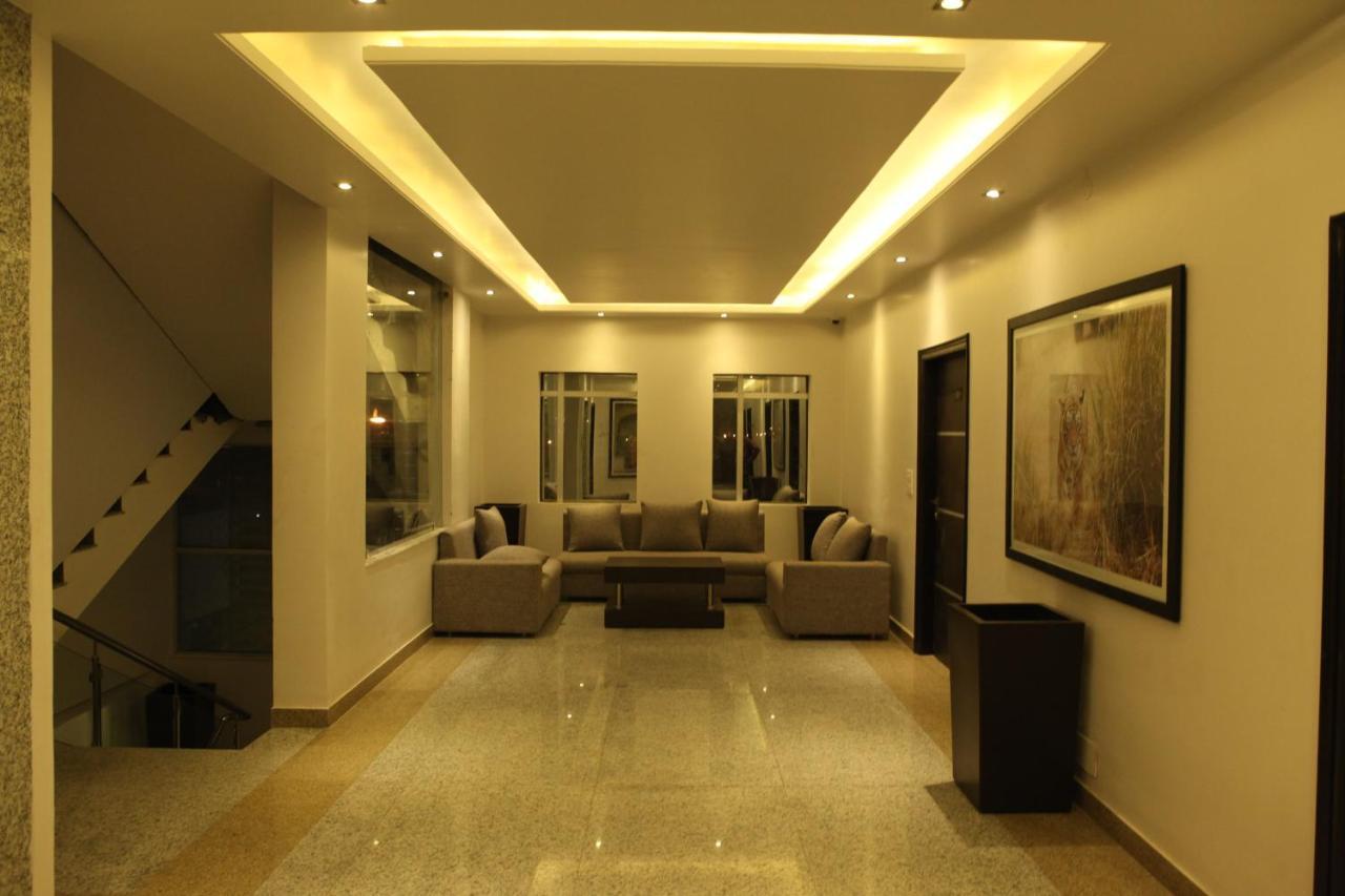 Hotel Avana Dźajpur Zewnętrze zdjęcie