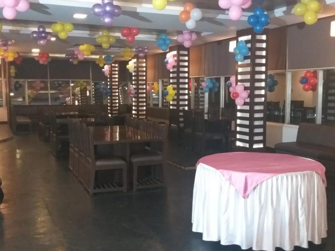 Hotel Avana Dźajpur Zewnętrze zdjęcie